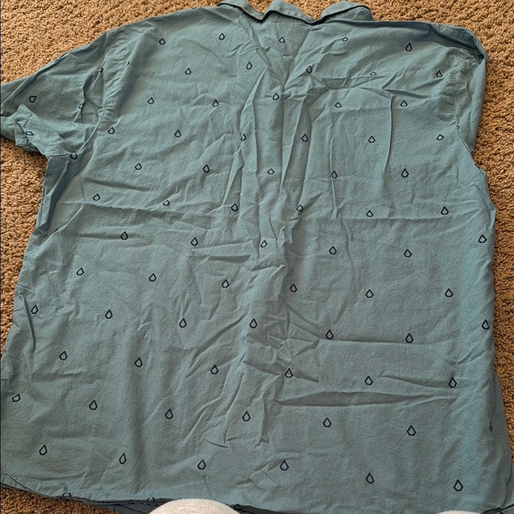 Men's Teal Button-Up Shirt - Picture 5 of 5